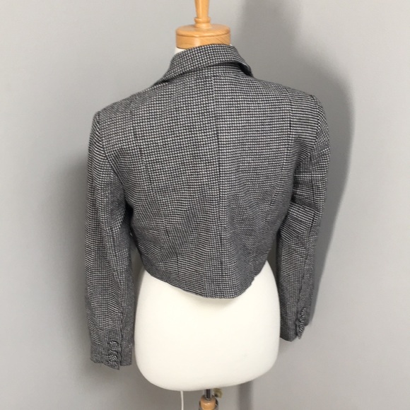 Forever 21 Cropped Gingham Blazer - Picture 2 of 4